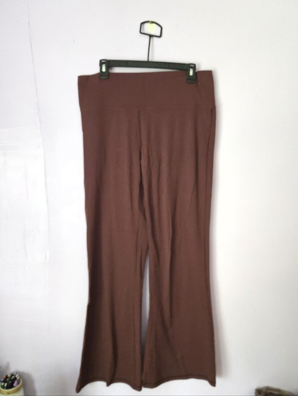 Avia XL Maroon Flare Yoga  Pants